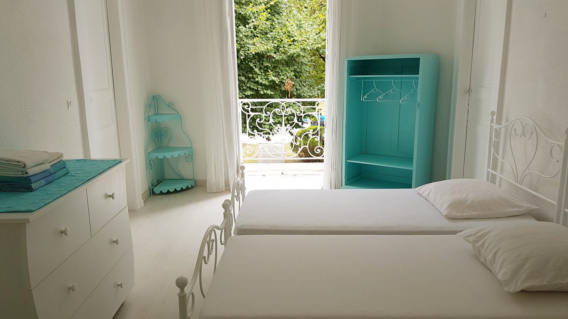 Chambre N° 4 avec Côté sud avec balcon