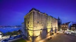 parador.jpg